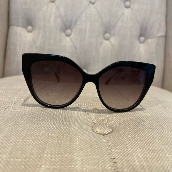 Fendi Baguette Cat Eye Sunglasses 57mm - Picture 4 of 13
